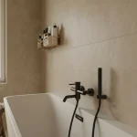Bateria wannowa natynkowa Liora – czarny mat – Kolekcja Liora – BOCCO Bateria wannowa natynkowa Liora – czarny mat - Kolekcja Liora - BOCCO