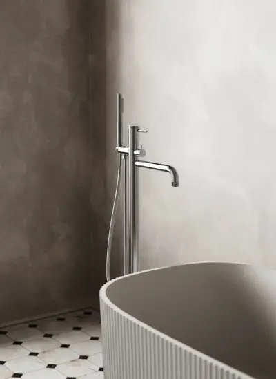 Bateria wannowa wolnostojąca Liora – chrom