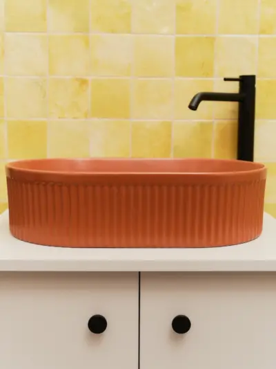 Umywalka nablatowa Pleat owalna – terakota – Kolekcja Pleat – BOCCO Umywalka nablatowa Pleat owalna – terakota