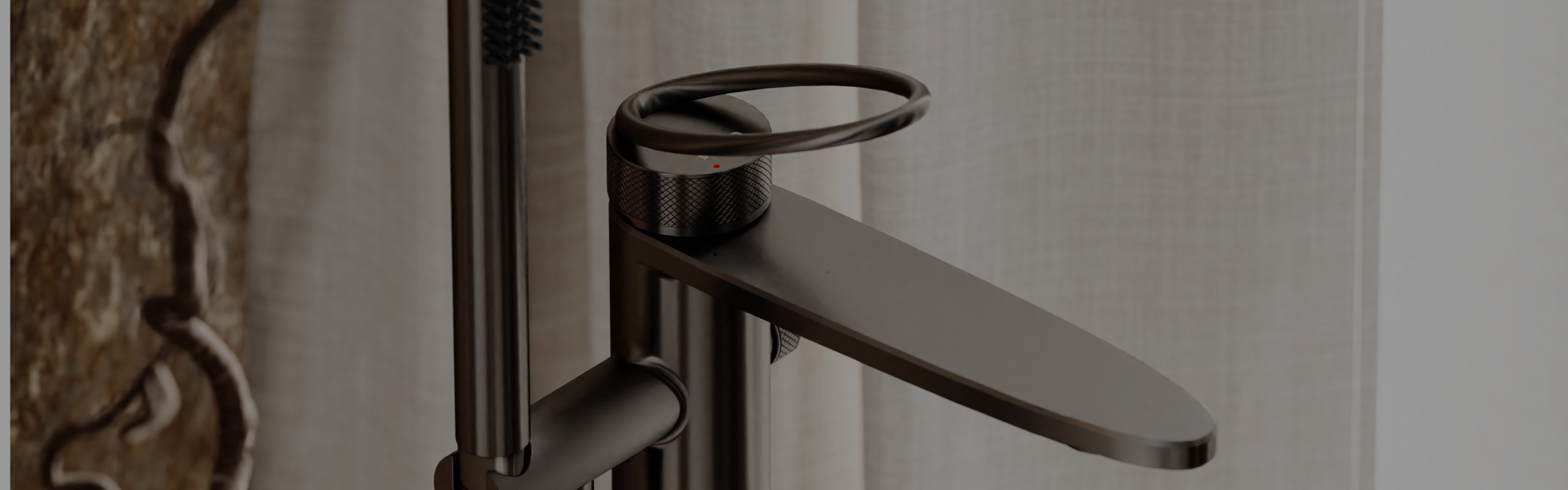 Inspiracje, wiedza i konkretne odpowiedzi dla tych, którzy urządzają łazienkę świadomie.